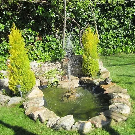 Confortable Vivienda De Uso Turistico Con Jardin * Pelabravo