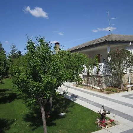 בית נופש Confortable Vivienda De Uso Turistico Con Jardin